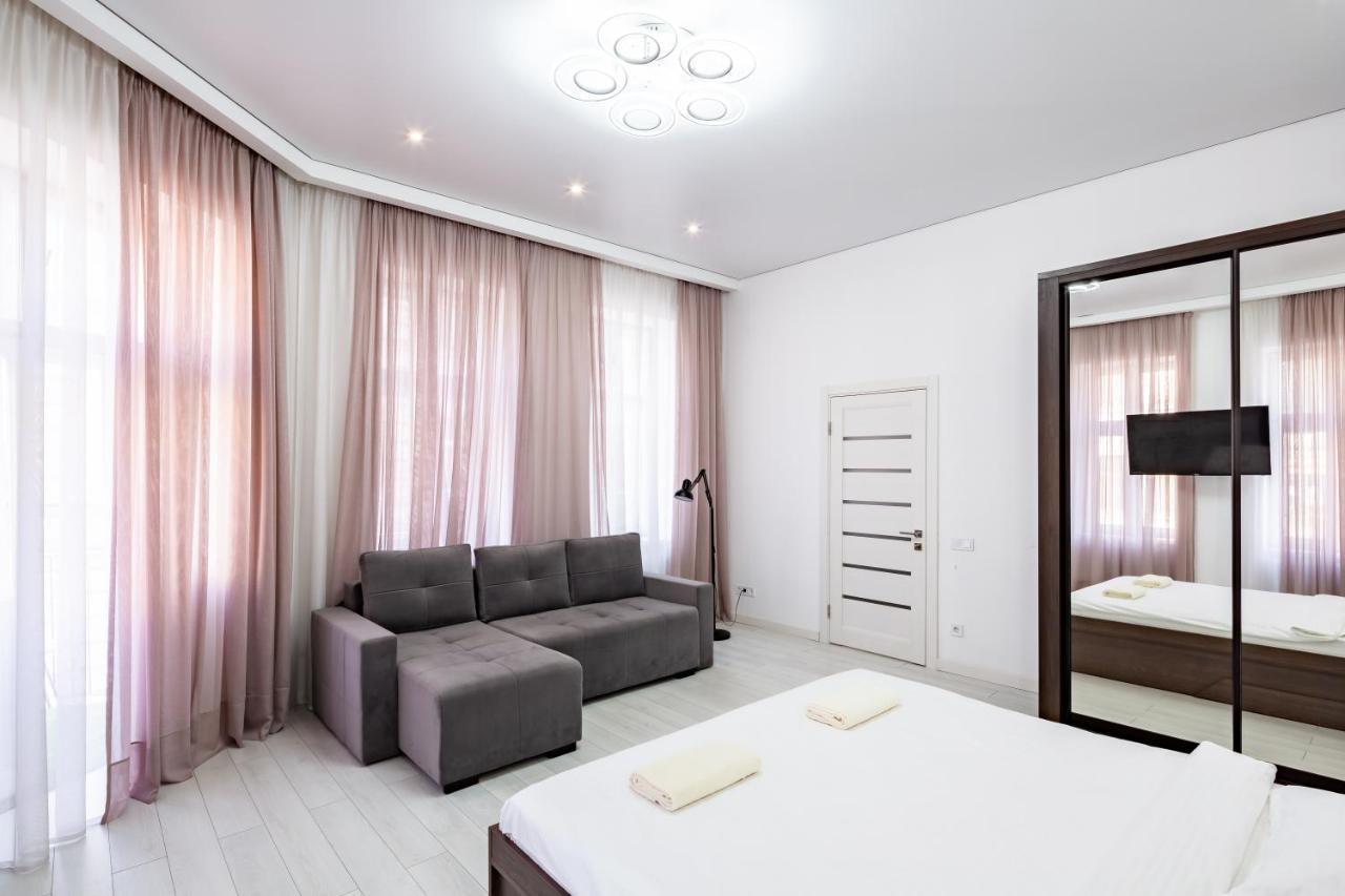 Romari Апартаменти Куліша 41 Lviv Exterior photo