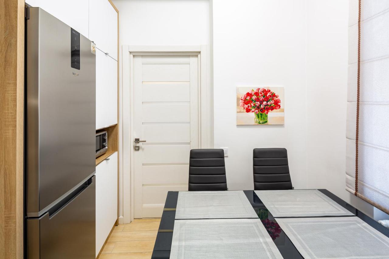 Romari Апартаменти Куліша 41 Lviv Exterior photo